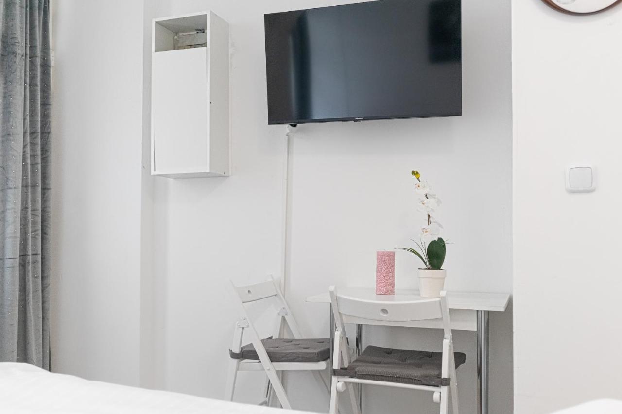 Cozy Room @ Hauptbahnhof - Well Situated & Central Viena Exterior foto